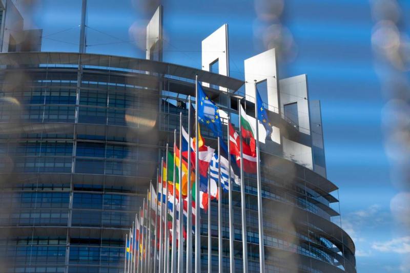 Európai vezetők: Csak Ukrajna hozhat döntéseket a saját földjéről.