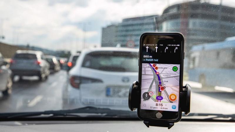 Forradalmi Waze-újdonság: Így támogathatod a többi sofőrt az utakon!