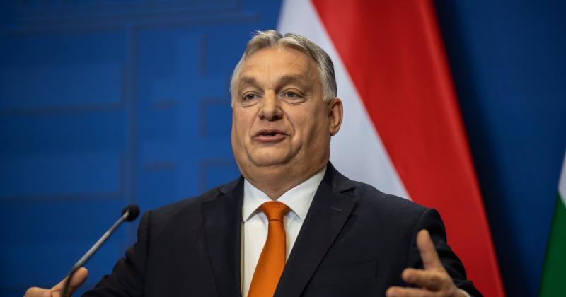 Orbán váratlan lépésként bejelentette, hogy 120 milliárd forintot átcsoportosít.