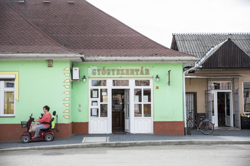 A patikák válságos helyzetben vannak, mivel az állam jelentős adósságot halmozott fel irányukban.