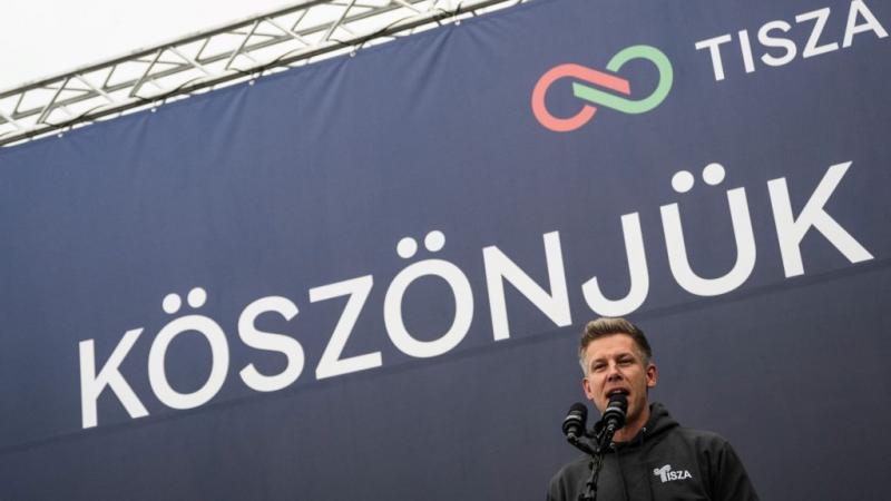 Magyar Péter: Polt Péter, kérem, hogy haladéktalanul nyújtson tájékoztatást az MNB szakpolitikájáról, hiszen a közvélemény számára kiemelten fontos, hogy átlátható és érthető információkat kapjunk a jegybank működéséről és döntéseiről.