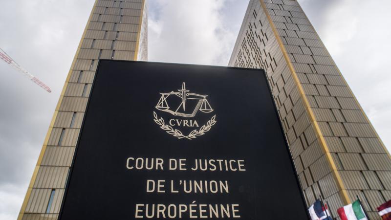 Sorsfordító esemény a devizahitelek világában? - Az EU bírósága most nem kertelt!