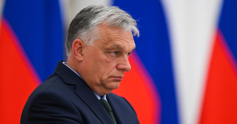 Orbánék 15 év elteltével úgy döntöttek, hogy megszüntetik a csalás lehetőségét a nemzeti konzultációk során, ám hamarosan belátták, hogy a meglévő rendszer fenntartása előnyösebb számukra.