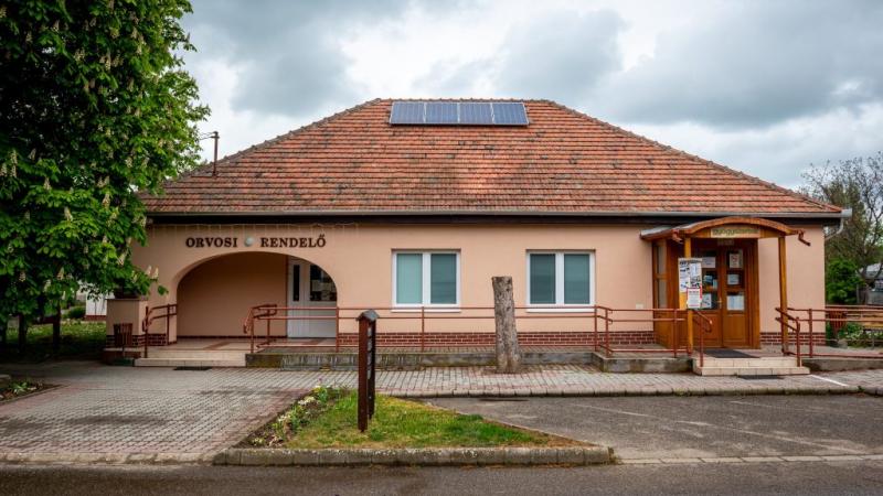 A kormány bejelentette, hogy megszünteti a TAJ-kártyát. | 24.hu