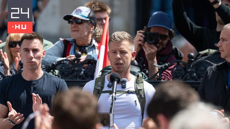 Magyar Péter: Orbán újabb megszorító intézkedéseket jelentett be | 24.hu

Orbán Viktor legújabb bejelentése szerint a kormány új megszorító csomagot készített elő, amelynek célja a gazdasági egyensúly helyreállítása. A részletek még homályosak, de a várak
