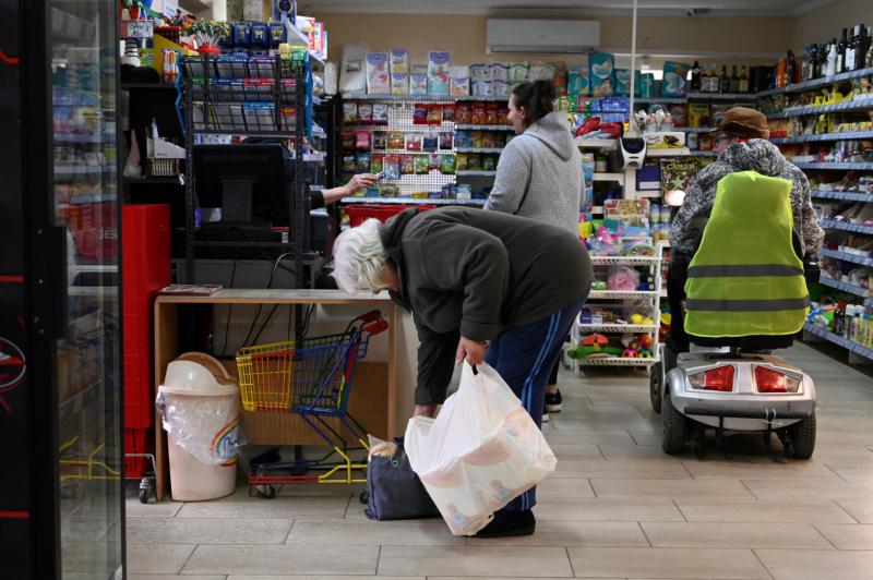 A kormány ügyesen elrejtett egy csapdát a nyugdíjasok élelmiszer-utalványainak szabályzatában.