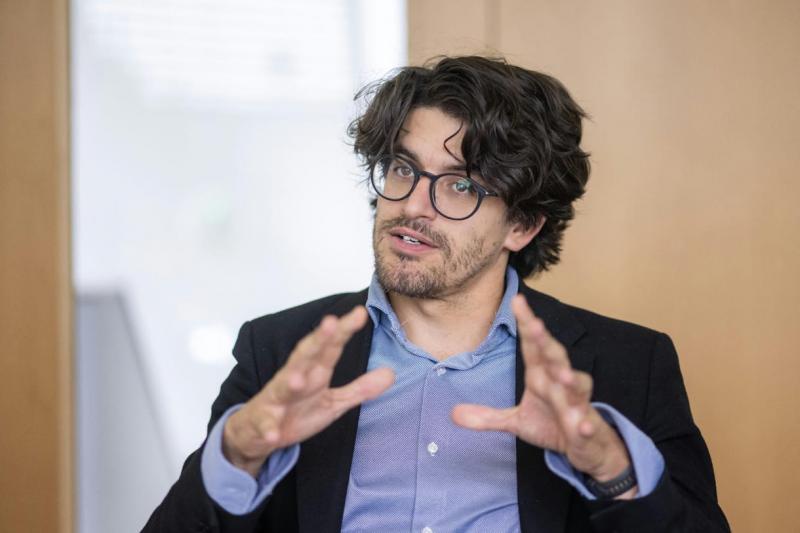 Velkey György László kabinetfőnök a HVG-nek nyilatkozva elmondta: