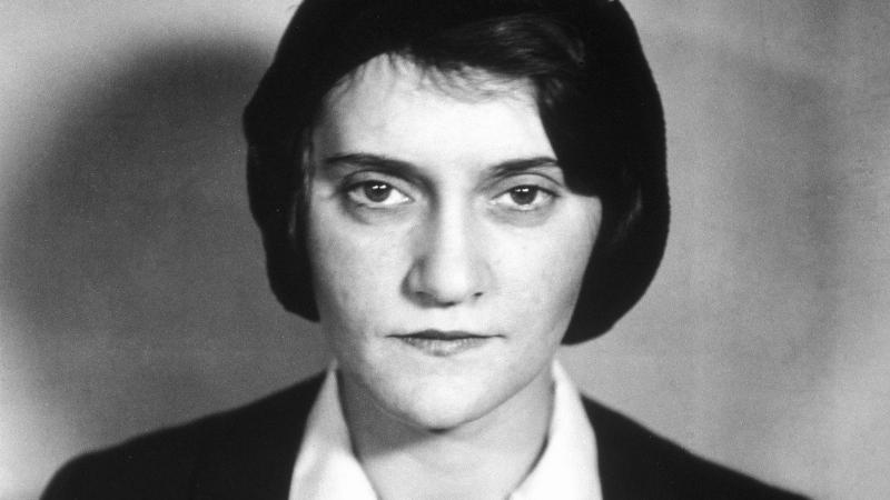 Aki fényképezőgépével képes behatolni a lélek legmélyebb zugába.