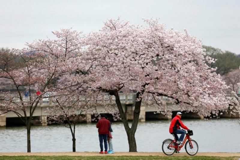 Kedden borongós, esős idő vár ránk, míg északnyugaton a napfény még mindig megmutatkozik.