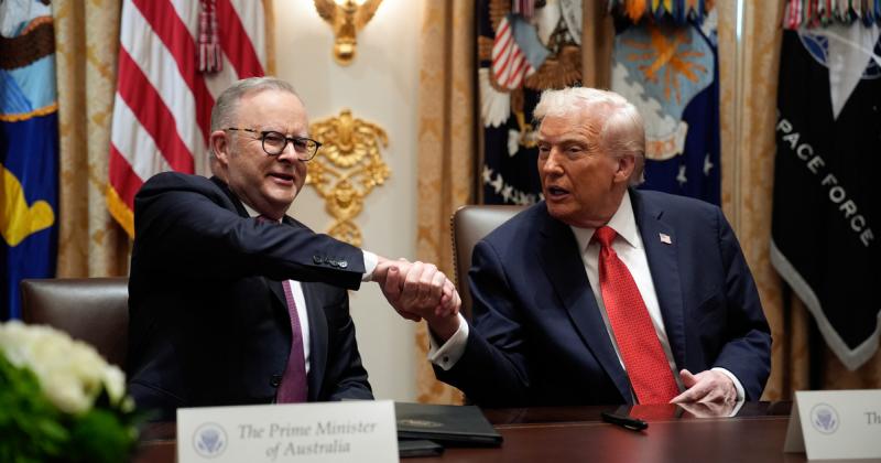 Újabb botrány rázta meg a Fehér Ház falait, és Donald Trump ismét nem kímélte a szavakat.