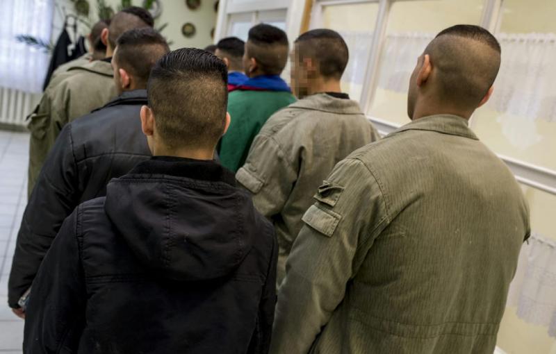 Liblingek, kápórendszer és otthonról dolgozó munkatársak - Juhász Péter Pál különleges módszerekkel irányította a Szőlő utcai javítóintézetet.