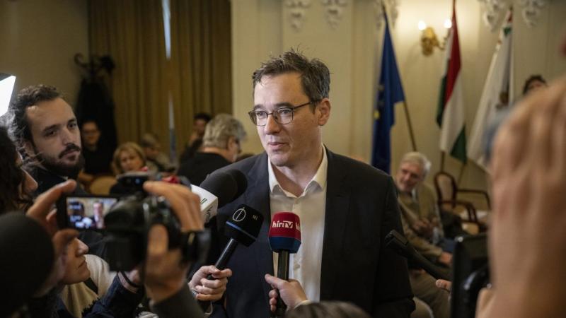 Karácsony Gergely a Sziget fesztivál kapcsán megjegyezte: Elnézést, de úgy vélem, hogy nem Gerendai Károly a felelős.