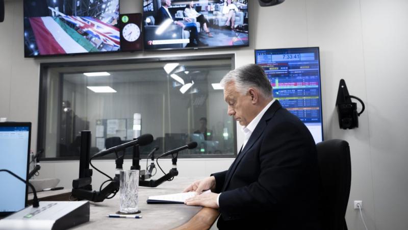 Orbán kifejtette véleményét arról, hogy szerinte miért indokolt a Tisza nyugdíjadója, valamint miért fontos ennek a kérdésnek a megvitatása.